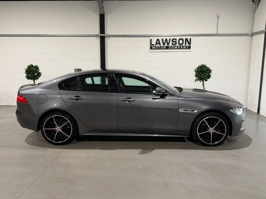 USED 2016 16 JAGUAR XE 2.0d R-Sport Saloon 4dr Diesel Auto AWD Euro 6 (s/s) (180 ps) 