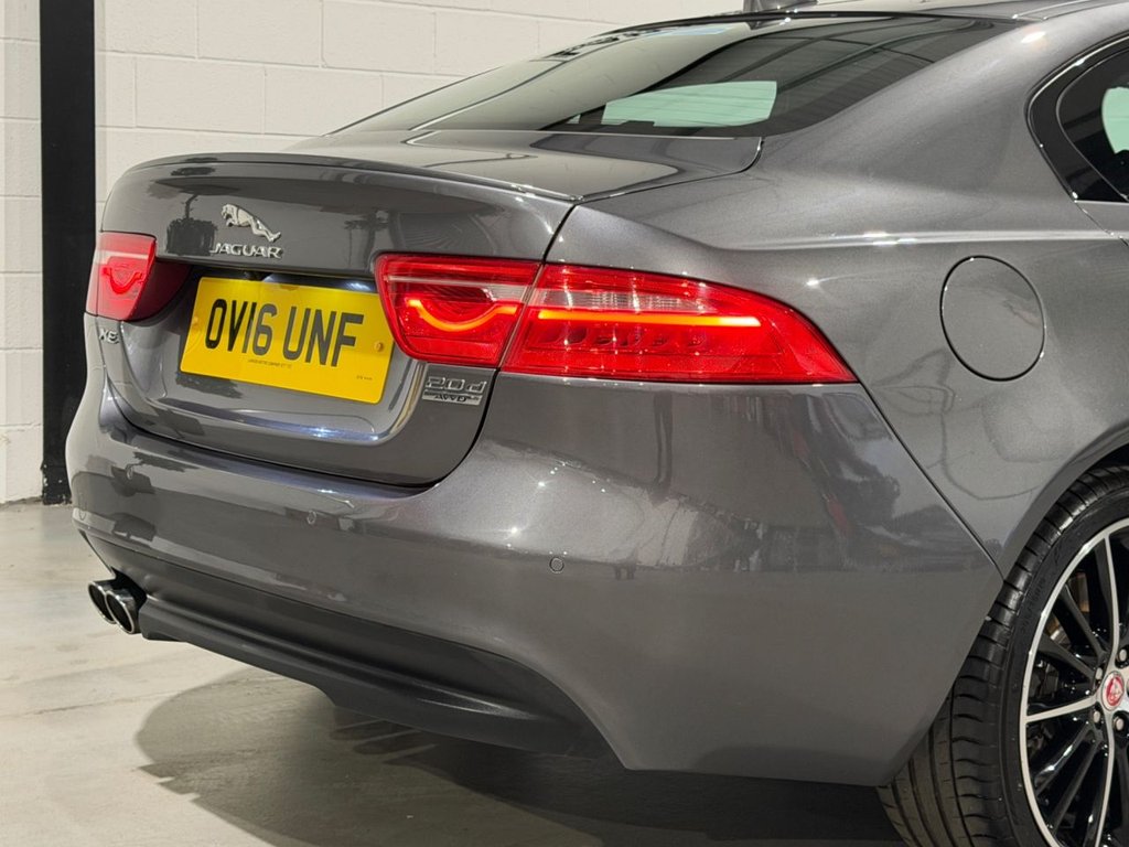 USED 2016 16 JAGUAR XE 2.0d R-Sport Saloon 4dr Diesel Auto AWD Euro 6 (s/s) (180 ps) 