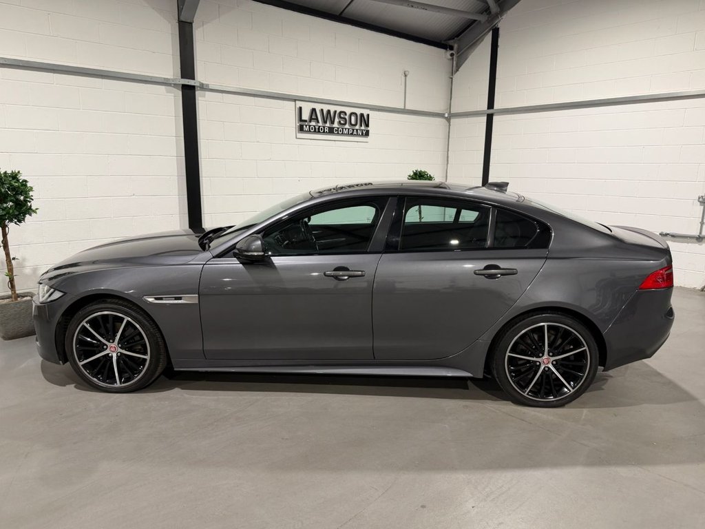USED 2016 16 JAGUAR XE 2.0d R-Sport Saloon 4dr Diesel Auto AWD Euro 6 (s/s) (180 ps) 