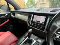 USED 2017 67 PORSCHE MACAN 3.0 TD V6 S SUV 5dr Diesel PDK 4WD Euro 6 (s/s) (258 ps) 