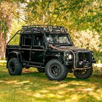 USED 2008 08 LAND ROVER DEFENDER 110 2.4 TDCi Pickup Double Cab 4dr Diesel Manual 4WD MWB Euro 4 (122 bhp) Ultimate Spectre-Inspired Defender.