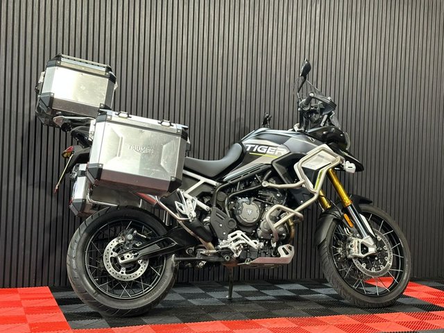 View our TRIUMPH TIGER 900