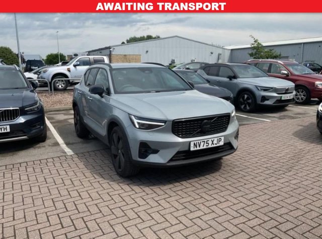 View our VOLVO XC40