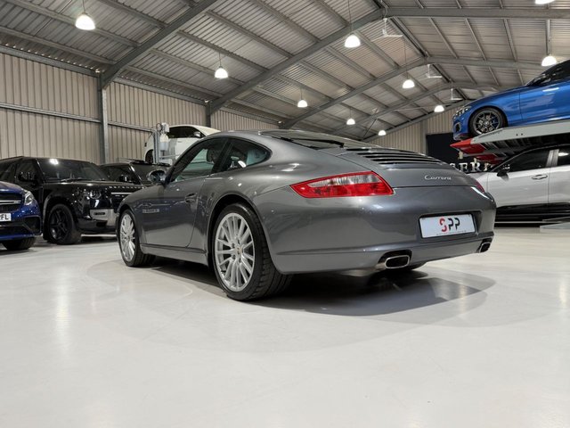View our PORSCHE 911