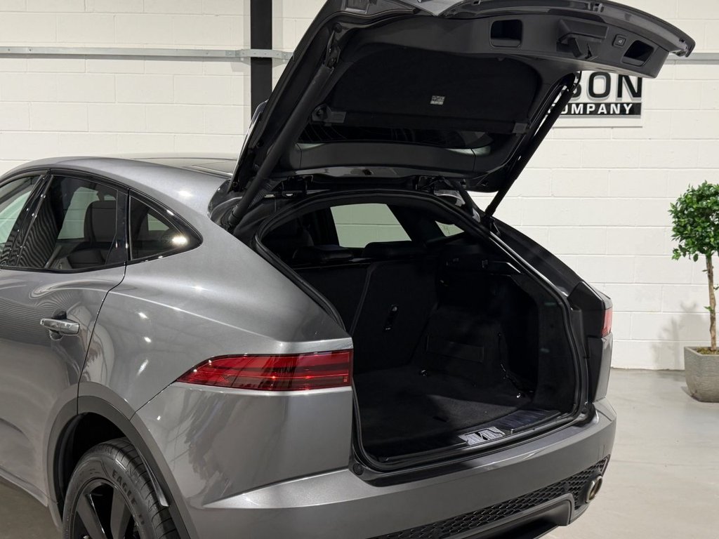 USED 2019 69 JAGUAR E-PACE 2.0 D150 Chequered Flag SUV 5dr Diesel Auto AWD Euro 6 (s/s) (150 ps) 