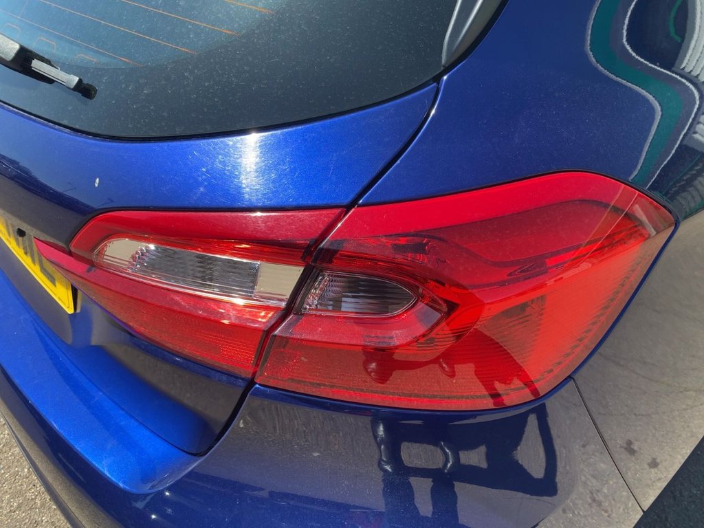 USED 2017 67 FORD FIESTA 1.1 Ti-VCT Zetec Hatchback 5dr Petrol Manual Euro 6 (s/s) (85 ps) *CARPLAY+12K MILES+2 KEYS+FSH*