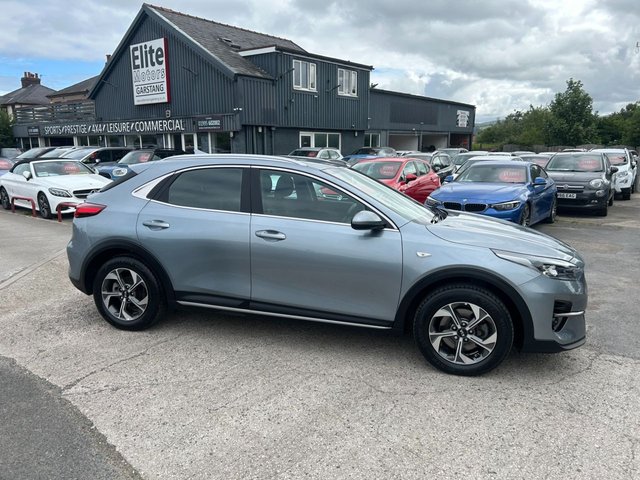 View our KIA XCEED