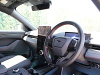 USED 2024 24 FORD MUSTANG MACH-E Extended Range 91kWh SUV 5dr Electric Automatic (294 ps) 