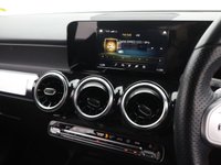USED 2022 22 MERCEDES-BENZ GLB 2.0 GLB200d AMG Line SUV 5dr Diesel 8G-DCT Euro 6 (s/s) (150 ps) REVERSE CAM | PRIVACY GLASS