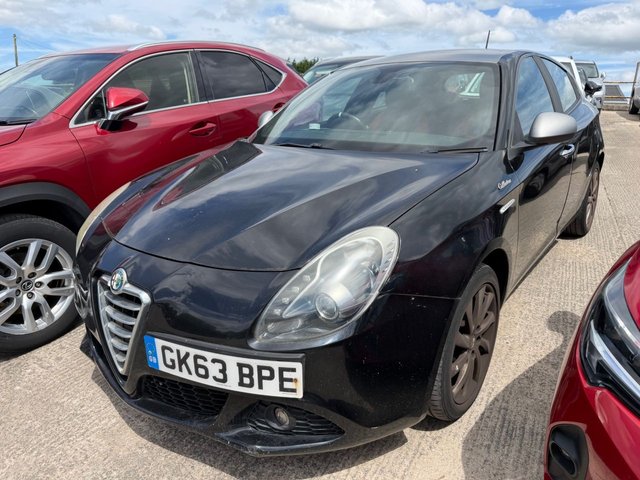 View our Alfa Romeo Giulietta 1.6 JTDM-2 Collezione Hatchback 5dr Diesel Manual Euro 5 (s/s) (105 bhp)+2 FORMER KEEPERS+SPARE WHEEL+ALLOYS+AIRCON+ROAD TAX £35+PSH+HPI CLEAR+VOSA MOT HISTORY PRINTOUT, PART EXCHANGE WELCOME, FULL DEALER FACILITIES, CLEAN CAR+NICE DRIVE+good mpg 