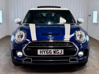 View our MINI CLUBMAN