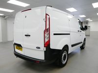 USED 2022 22 FORD TRANSIT CUSTOM 320 2.0 EBL 105 BHP SWB LEADER 6 DOORS ( AIR CON ) AIR CON | OVER &pound; 4000 OF FACTORY EXTRAS !