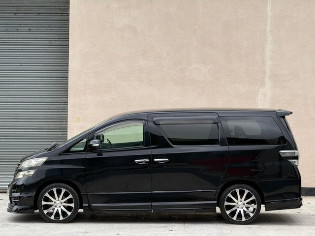 View our TOYOTA VELLFIRE