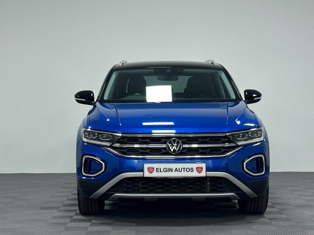 View our VOLKSWAGEN T-ROC