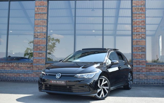 View our Volkswagen Golf 1.5 eTSI MHEV R-Line Hatchback 5dr Petrol Hybrid DSG Euro 6 (s/s) (150 ps)