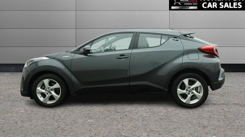 USED 2018 68 TOYOTA C-HR 1.8 VVT-h Icon SUV 5dr Petrol Hybrid CVT Euro 6 (s/s) (122 ps) 