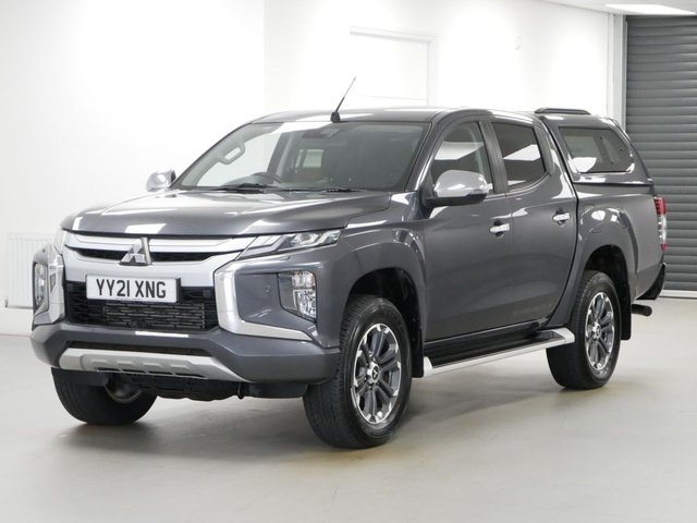 View our Mitsubishi L200 2.3 DI-D 150 BHP BARBARIAN X 4WD AUTOMATIC GLAZED CANOPY