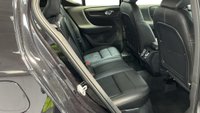 USED 2022 22 VOLVO XC40 1.5 T3 Inscription SUV 5dr Petrol Manual Euro 6 (s/s) (163 ps) 