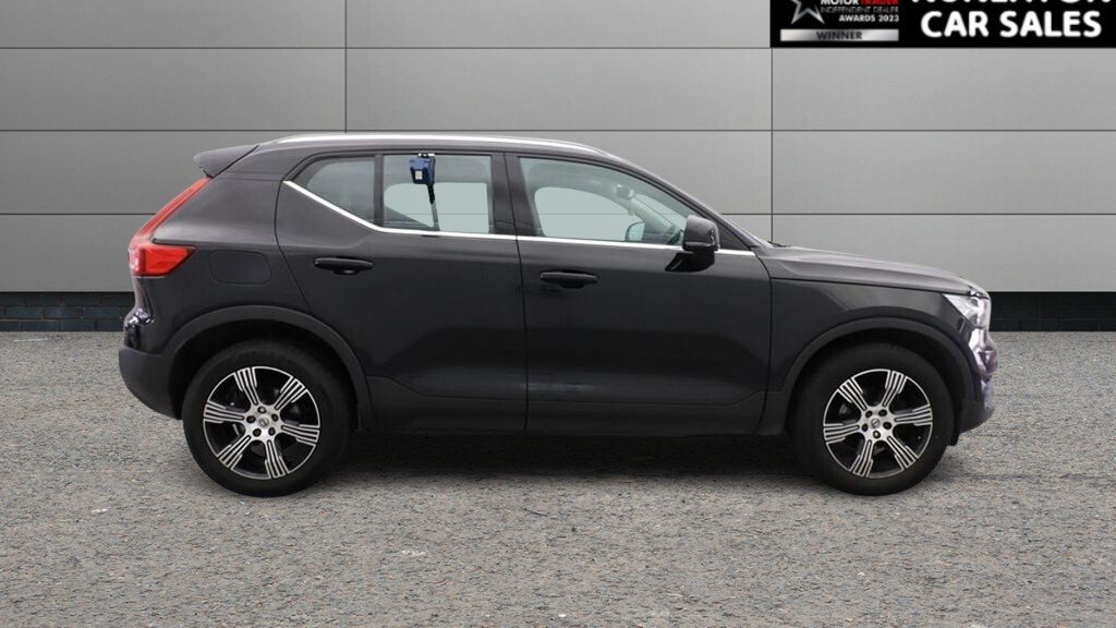 USED 2022 22 VOLVO XC40 1.5 T3 Inscription SUV 5dr Petrol Manual Euro 6 (s/s) (163 ps) 