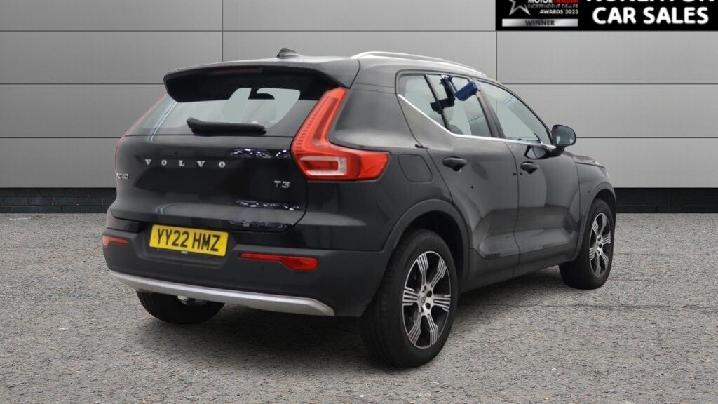 USED 2022 22 VOLVO XC40 1.5 T3 Inscription SUV 5dr Petrol Manual Euro 6 (s/s) (163 ps) 