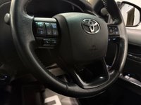 USED 2021 71 TOYOTA HILUX 2.8 D-4D Invincible X Pickup Double Cab 4dr Diesel Auto 4WD Euro 6 (s/s) (204 ps) Just been serviced