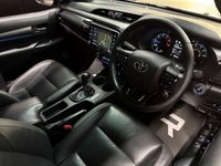 USED 2021 71 TOYOTA HILUX 2.8 D-4D Invincible X Pickup Double Cab 4dr Diesel Auto 4WD Euro 6 (s/s) (204 ps) Just been serviced