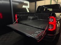 USED 2021 71 TOYOTA HILUX 2.8 D-4D Invincible X Pickup Double Cab 4dr Diesel Auto 4WD Euro 6 (s/s) (204 ps) Just been serviced