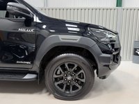USED 2021 71 TOYOTA HILUX 2.8 D-4D Invincible X Pickup Double Cab 4dr Diesel Auto 4WD Euro 6 (s/s) (204 ps) Just been serviced