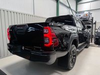 USED 2021 71 TOYOTA HILUX 2.8 D-4D Invincible X Pickup Double Cab 4dr Diesel Auto 4WD Euro 6 (s/s) (204 ps) Just been serviced
