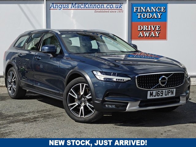 2019 Volvo V90 Cross Country