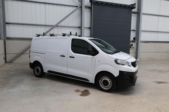 View our PEUGEOT EXPERT