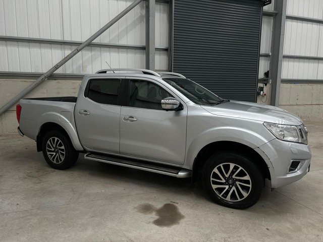 View our NISSAN NAVARA
