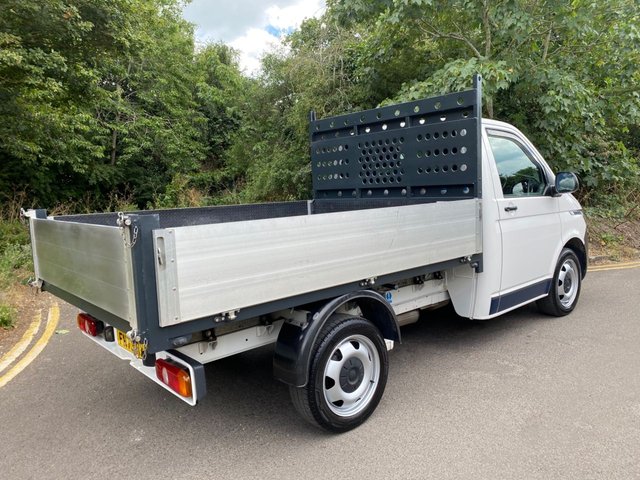 View our VOLKSWAGEN TRANSPORTER