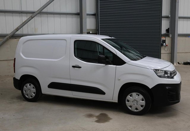View our CITROEN BERLINGO