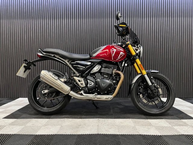 View our TRIUMPH SPEED 400