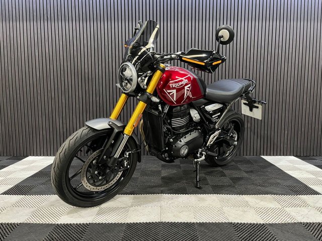View our TRIUMPH SPEED 400