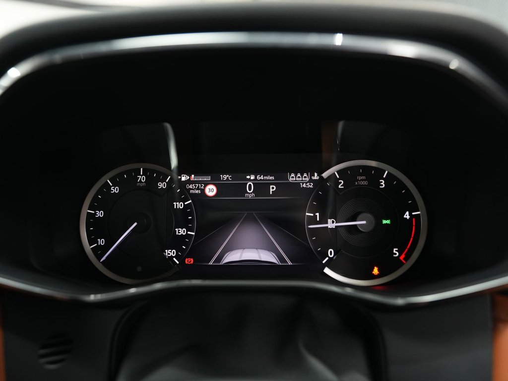 2023 Jaguar F-PACE thumbnail 22