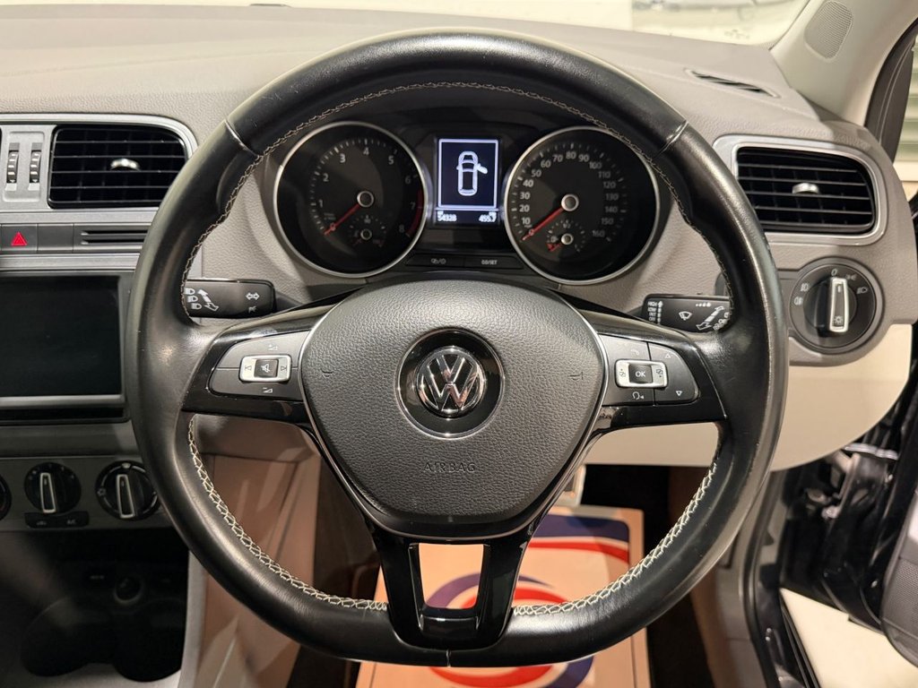 USED 2015 15 VOLKSWAGEN POLO 1.2 TSI BlueMotion Tech SE Design Hatchback 5dr Petrol Manual Euro 6 (s/s) (90 ps) 