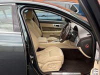 USED 2012 12 JAGUAR XF 2.2d Premium Luxury Saloon 4dr Diesel Auto Euro 5 (s/s) (190 ps) SERVICEHISTORY+CLEANEXAMPLE