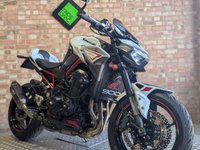 USED 2022 22 KAWASAKI Z900 PERFORMANCE - AKRAPOVIC - EXTRAS - FANTASTIC BIKE. WARRANTY - SERVICED