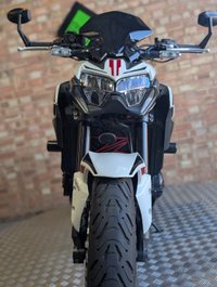 USED 2022 22 KAWASAKI Z900 PERFORMANCE - AKRAPOVIC - EXTRAS - FANTASTIC BIKE. WARRANTY - SERVICED
