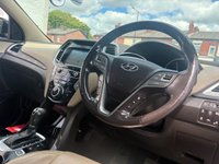 USED 2016 16 HYUNDAI SANTA FE 2.2 CRDi Blue Drive Premium SE SUV 5dr Diesel Auto 4WD Euro 6 (s/s) (7 Seat) (200 ps) THIS AUTOMATIC 7 SEATER FAMILY CAR COMES WITH AN MOT UNTIL MARCH 2027, COMPREHENSIVE SERVICE HISTORY, SAT NAV, FULL LEATHER INTERIOR