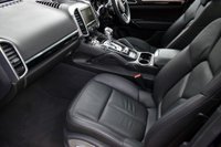 USED 2014 64 PORSCHE CAYENNE 3.0d V6 TIPTRONIC S 8-SPEED AUTO 4WD 5 DOOR 258 BHP (EURO 6) High Spec - See Description