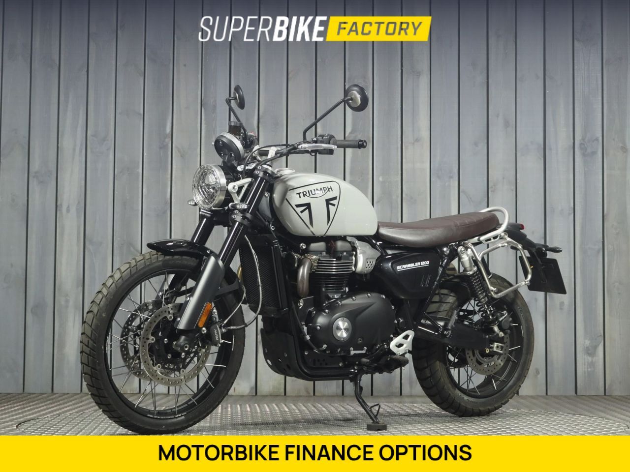 TRIUMPH Scrambler 1200
