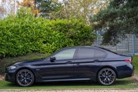 USED 2022 72 BMW 5 SERIES 2.0 530e 12kWh M Sport Saloon 4dr Petrol Plug-in Hybrid Steptronic Euro 6 (s/s) (292 ps) HEATED LEATHER, CARPLAY R/CAM
