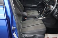 USED 2018 68 VOLKSWAGEN T-ROC 1.6 TDI SE SUV 5dr Diesel Manual Euro 6 (s/s) (115 ps) FULL SERVICE HISTORY / LOW INSURANCE GROUP / FINANCE AVAIL