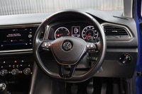 USED 2018 68 VOLKSWAGEN T-ROC 1.6 TDI SE SUV 5dr Diesel Manual Euro 6 (s/s) (115 ps) FULL SERVICE HISTORY / LOW INSURANCE GROUP / FINANCE AVAIL