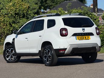View our DACIA DUSTER