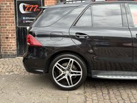 USED 2016 66 MERCEDES-BENZ GLE 3.0 GLE350d V6 AMG Line (Premium) SUV 5dr Diesel G-Tronic 4MATIC Euro 6 (s/s) (258 ps) SUNROOF, 2 TONE INTERIOR