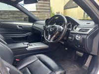 USED 2015 65 MERCEDES-BENZ E CLASS 2.1 E220 BlueTEC AMG Night Edition Saloon 4dr Diesel G-Tronic+ Euro 6 (s/s) (177 ps) 